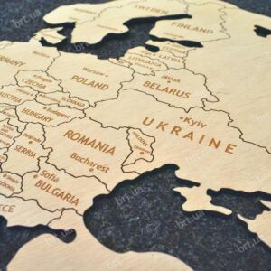 Мапа світу на стіну - лазерне гравіювання дерева